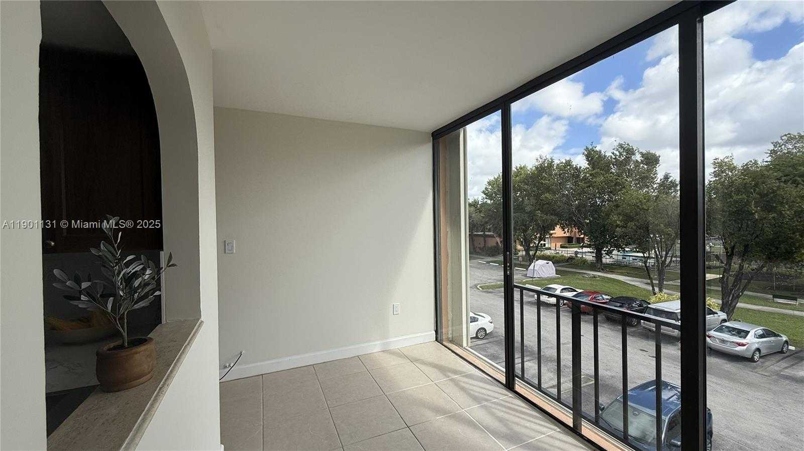 Small Image of 9440 WEST FLAGLER ST #306, Miami Number 10