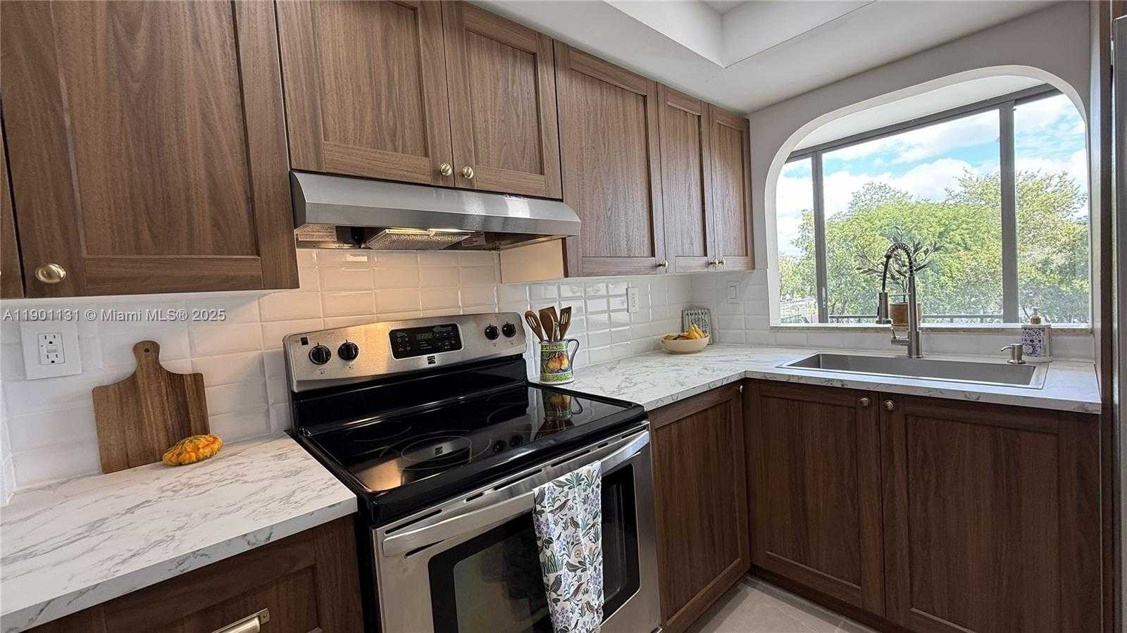 Small Image of 9440 WEST FLAGLER ST #306, Miami Number 41