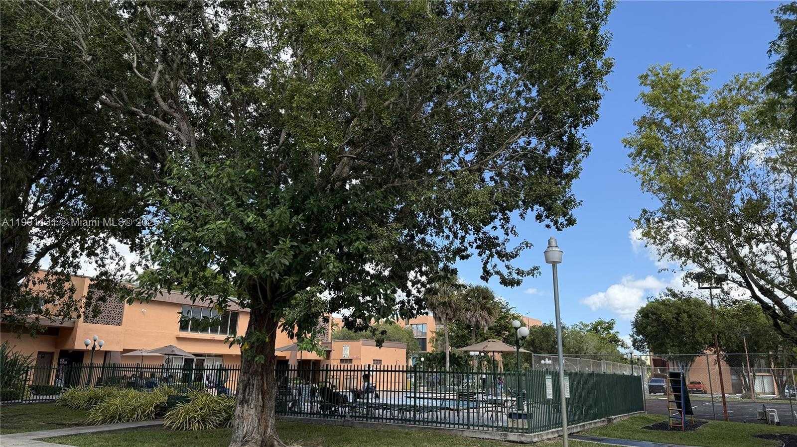 Small Image of 9440 WEST FLAGLER ST #306, Miami Number 63