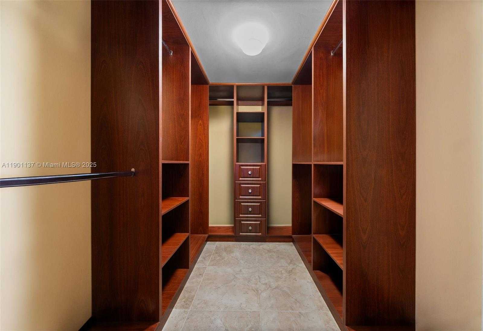 Small Image of 2030 SOUTH OCEAN DR #1701, Hallandale Beach Number 13