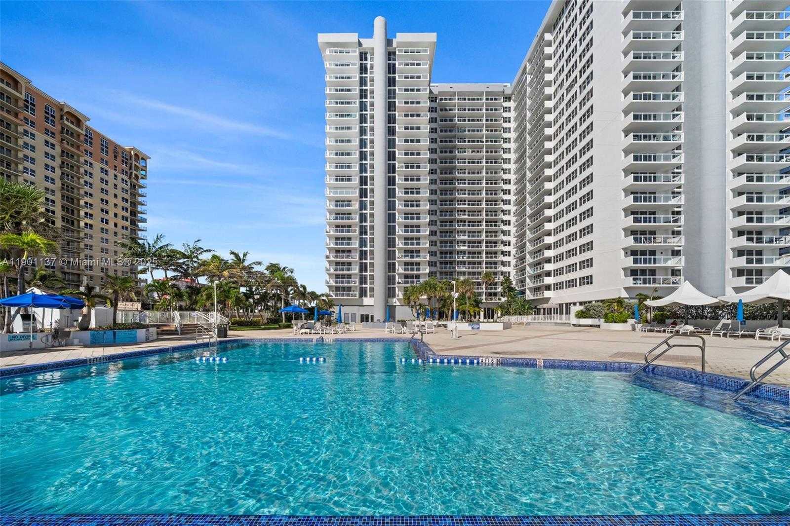 Small Image of 2030 SOUTH OCEAN DR #1701, Hallandale Beach Number 20