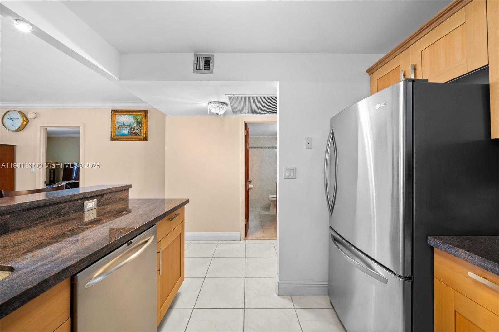 Small Image of 2030 SOUTH OCEAN DR #1701, Hallandale Beach Number 3