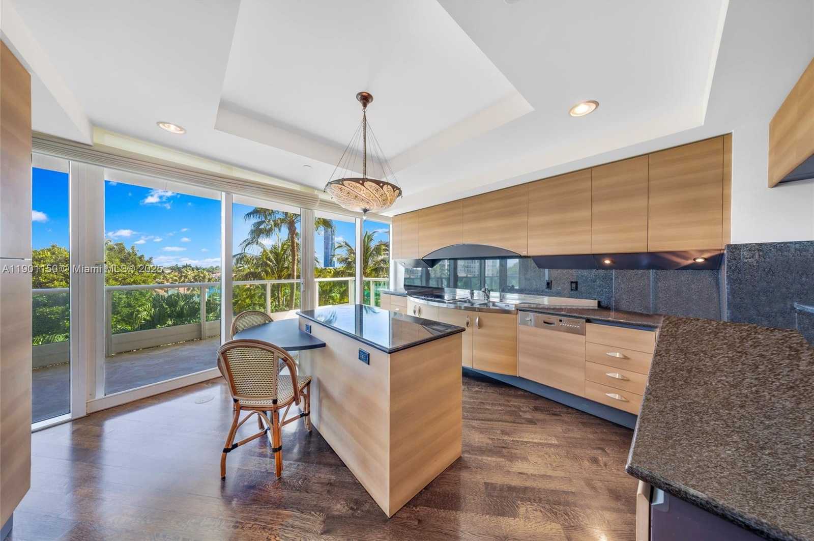 Small Image of 19955 NORTH EAST 38TH CT #705, Aventura Number 3