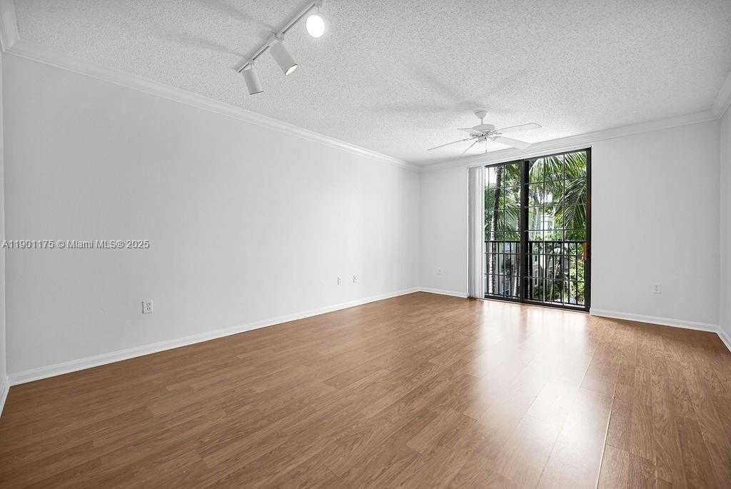 Small Image of 1900 VAN BUREN ST #311B, Hollywood Number 11