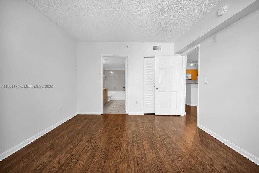 Small Image of 1900 VAN BUREN ST #311B, Hollywood Number 16