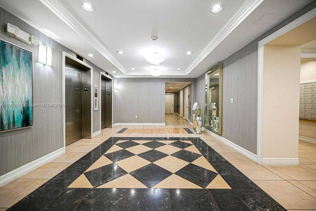 Small Image of 1900 VAN BUREN ST #311B, Hollywood Number 26