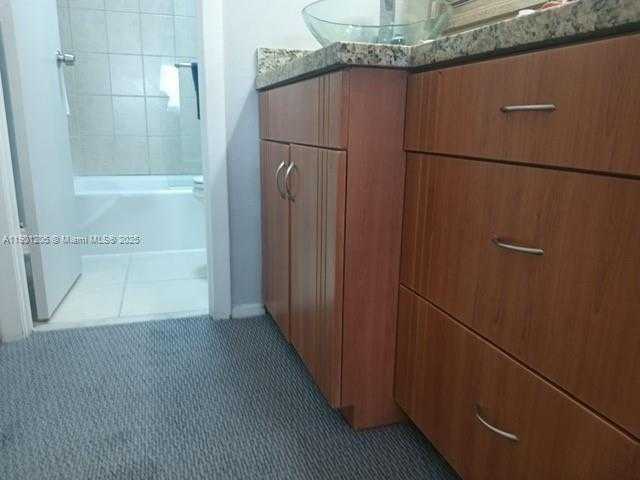 Small Image of 500 BAYVIEW DR #321, Sunny Isles Beach Number 12