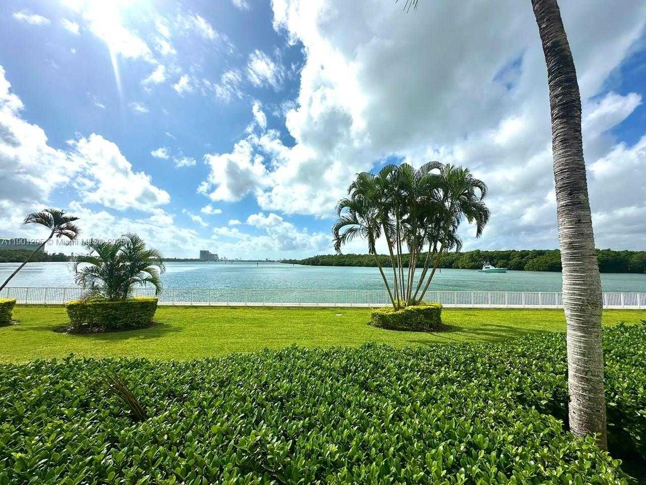 Small Image of 500 BAYVIEW DR #321, Sunny Isles Beach Number 34