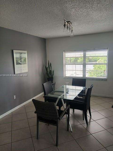 Small Image of 500 BAYVIEW DR #321, Sunny Isles Beach Number 4