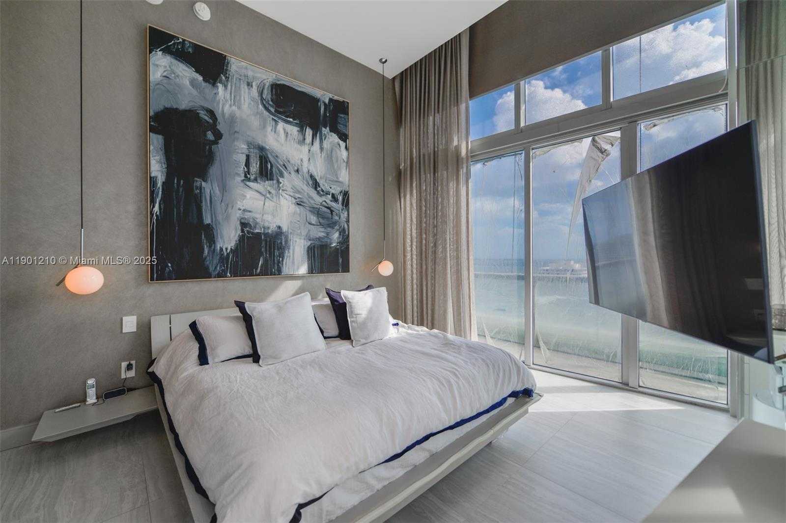 Small Image of 495 BRICKELL AVE #2211, Miami Number 19