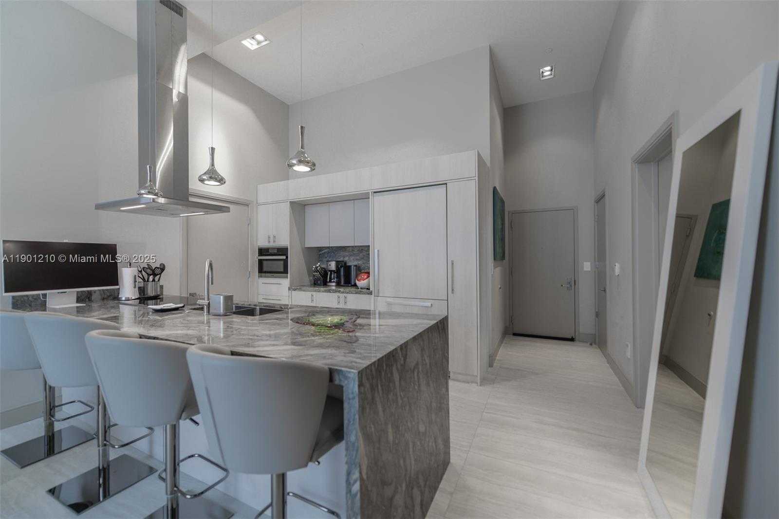 Small Image of 495 BRICKELL AVE #2211, Miami Number 6