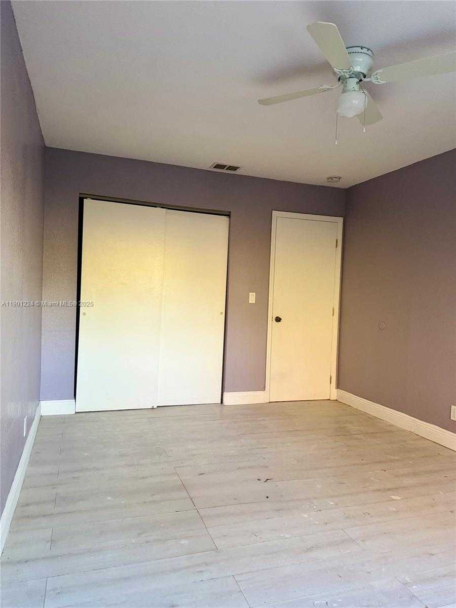 Small Image of 906 SOUTH WEST 74TH AVE, North Lauderdale Number 11