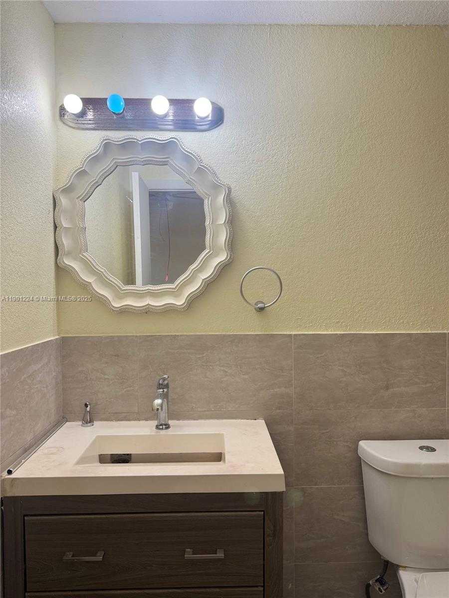 Small Image of 906 SOUTH WEST 74TH AVE, North Lauderdale Number 15