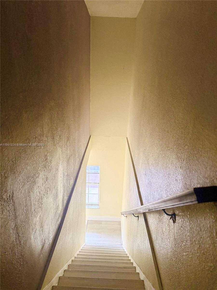 Small Image of 906 SOUTH WEST 74TH AVE, North Lauderdale Number 18