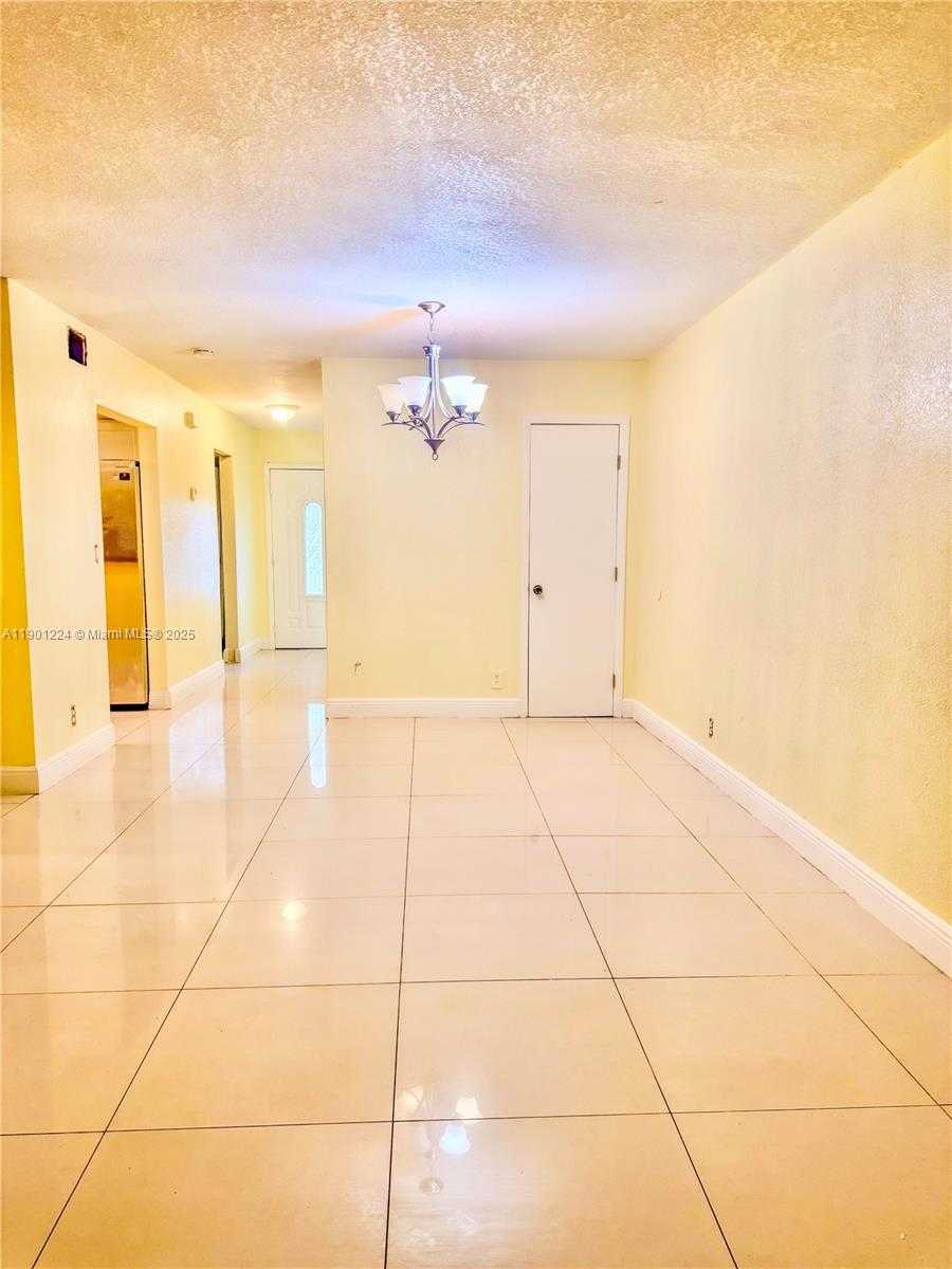 Small Image of 906 SOUTH WEST 74TH AVE, North Lauderdale Number 5