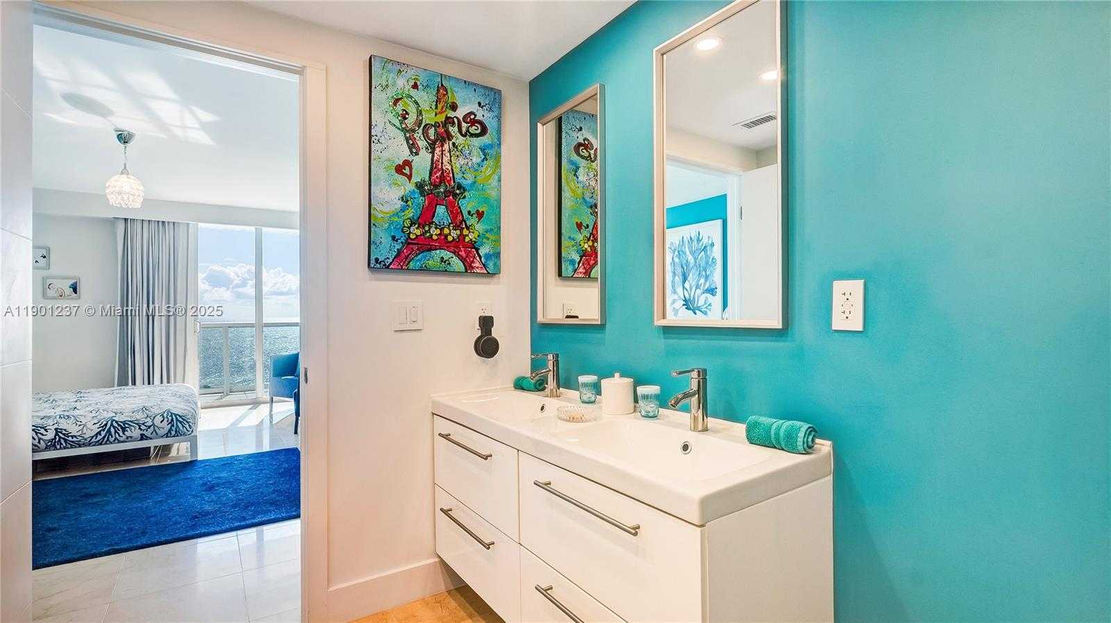 Small Image of 100 BAYVIEW DR #1807, Sunny Isles Beach Number 16