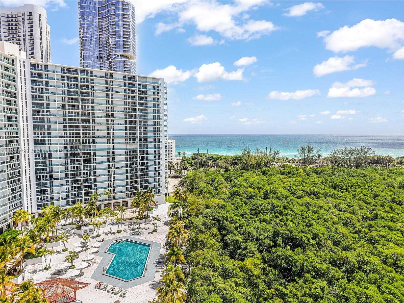 Small Image of 100 BAYVIEW DR #1807, Sunny Isles Beach Number 41