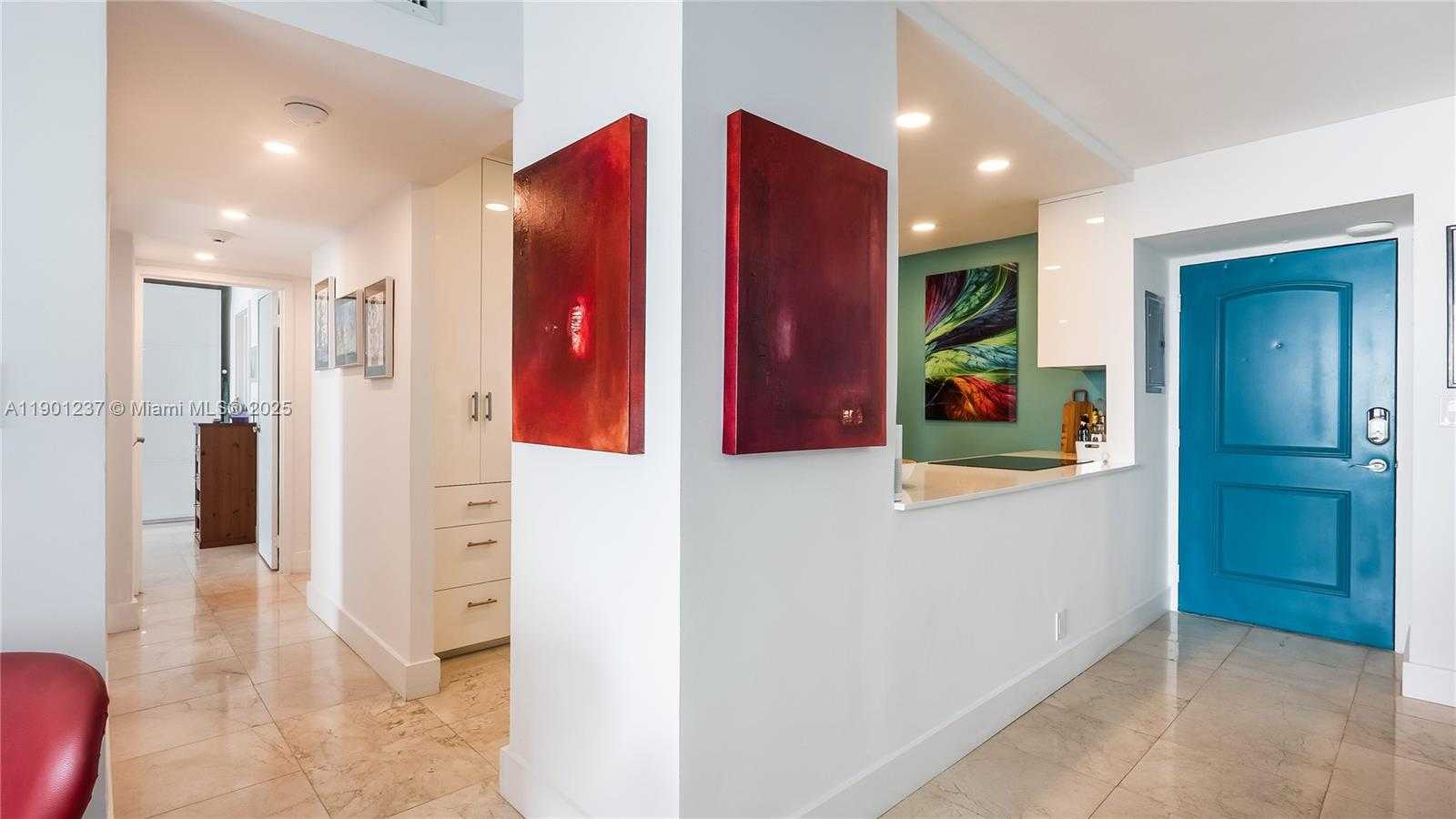 Small Image of 100 BAYVIEW DR #1807, Sunny Isles Beach Number 7