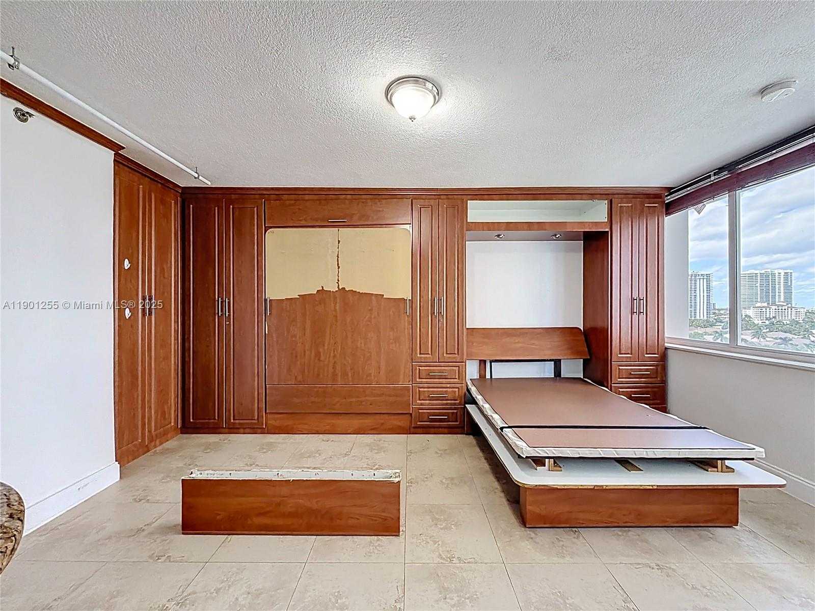 Small Image of 19201 COLLINS AVE #729, Sunny Isles Beach Number 12