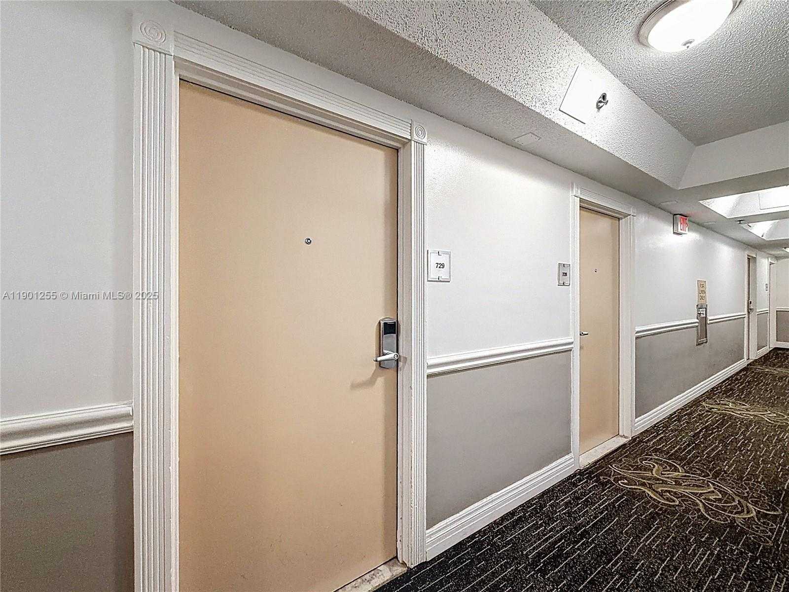 Small Image of 19201 COLLINS AVE #729, Sunny Isles Beach Number 4