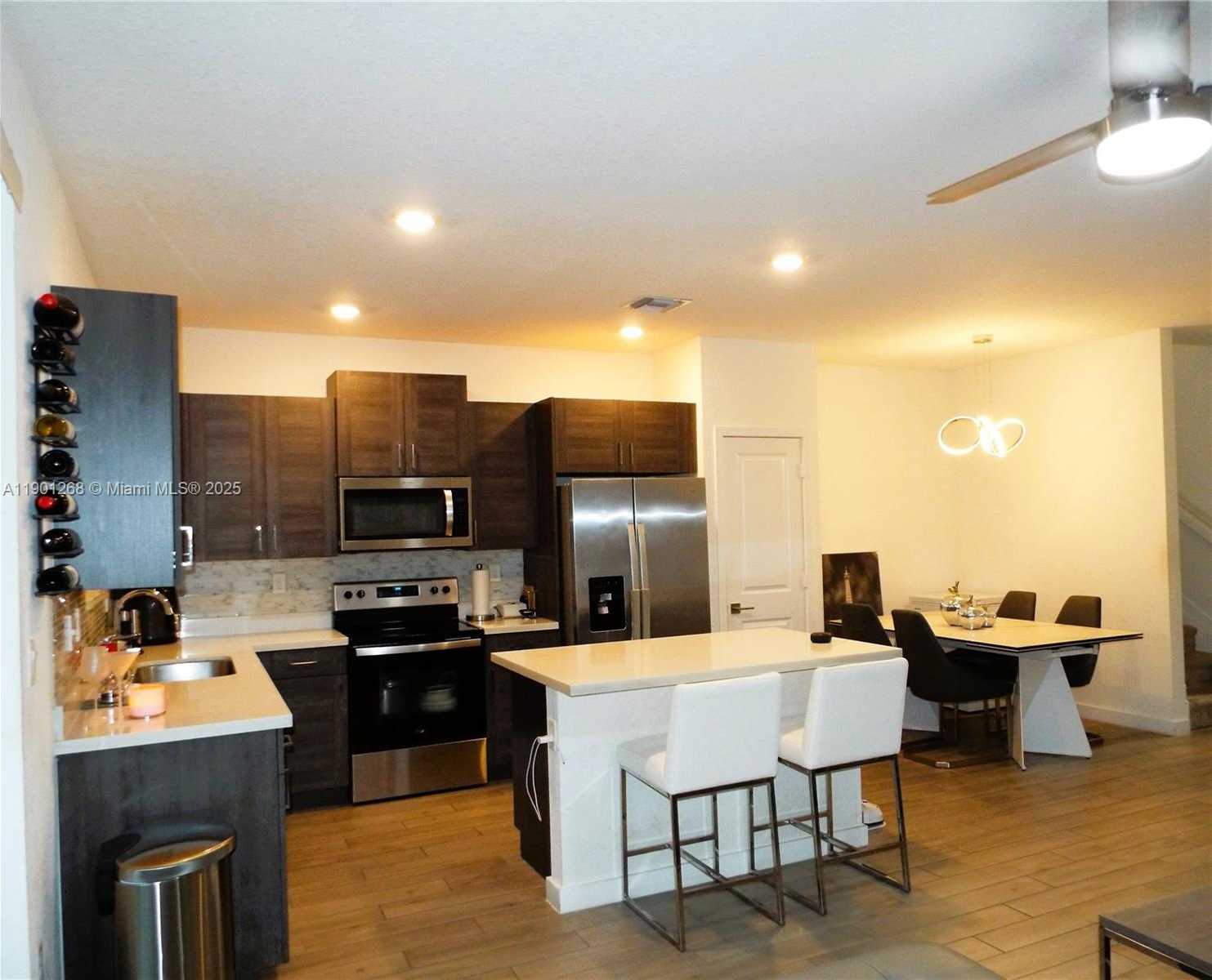 Small Image of 2363 SOUTH EAST 11TH ST, Homestead Number 11