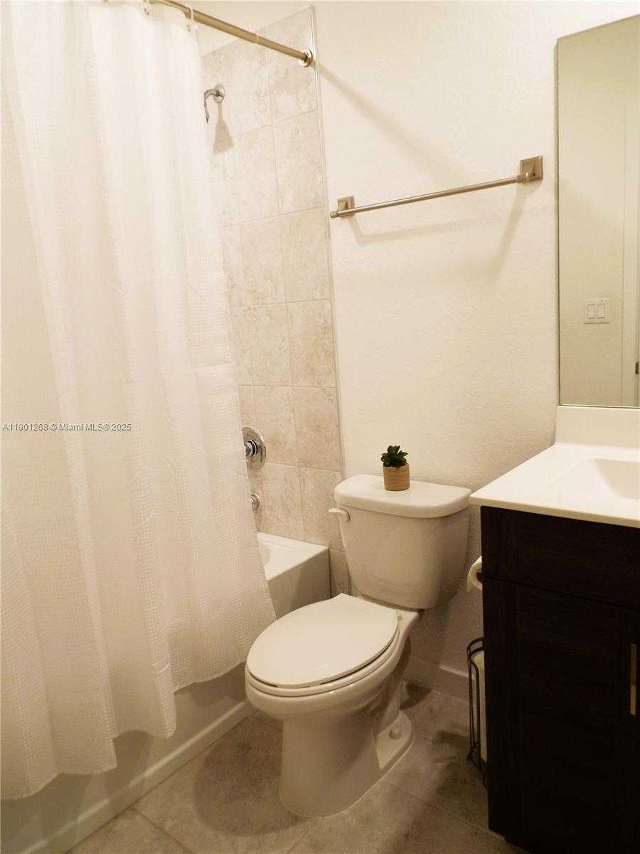 Small Image of 2363 SOUTH EAST 11TH ST, Homestead Number 33