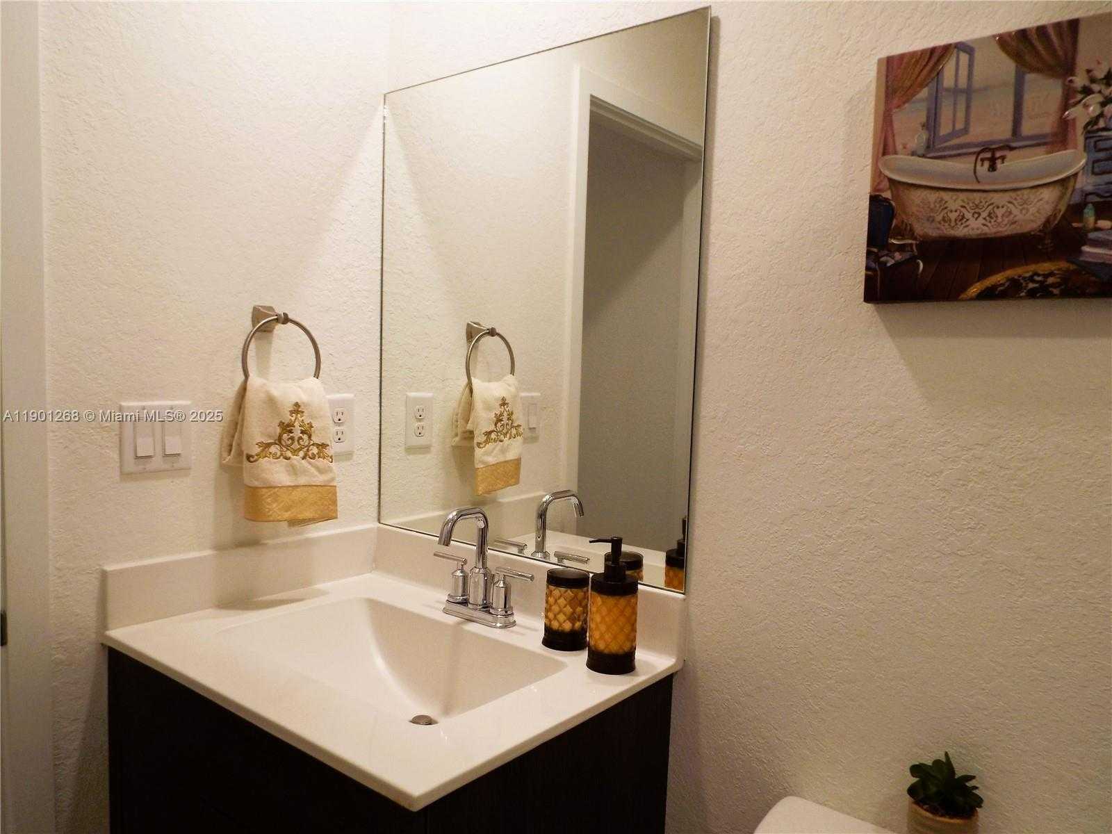 Small Image of 2363 SOUTH EAST 11TH ST, Homestead Number 49