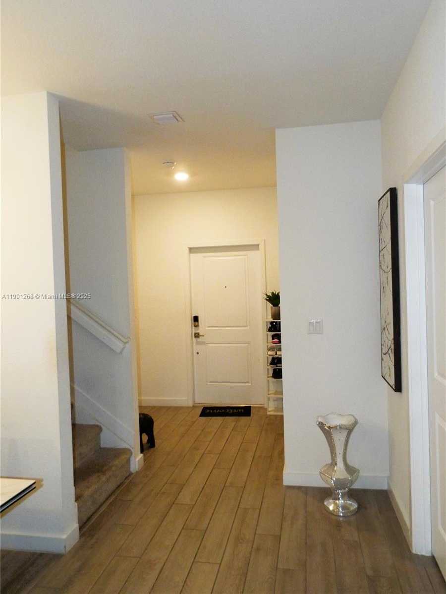 Small Image of 2363 SOUTH EAST 11TH ST, Homestead Number 5