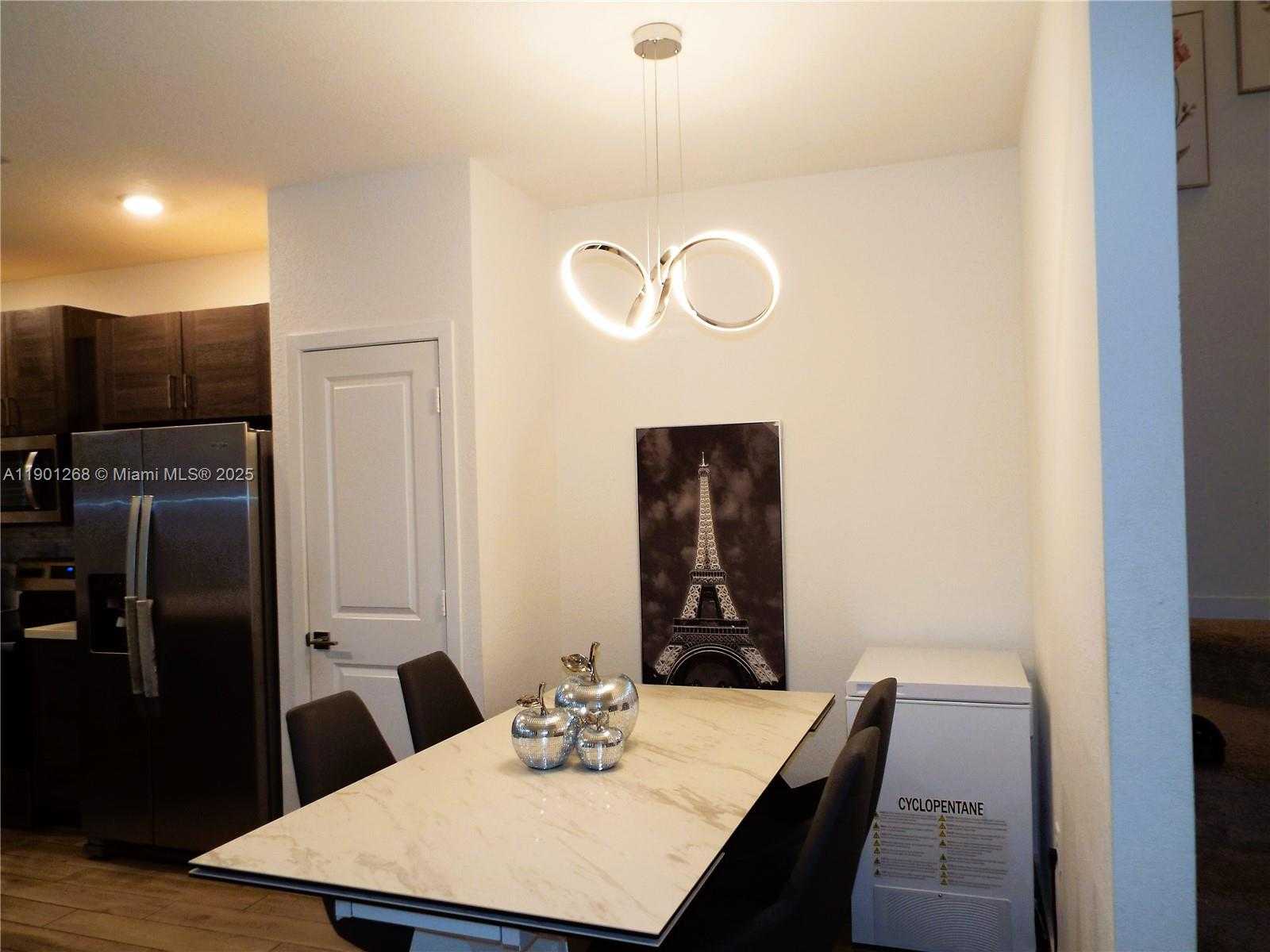 Small Image of 2363 SOUTH EAST 11TH ST, Homestead Number 8