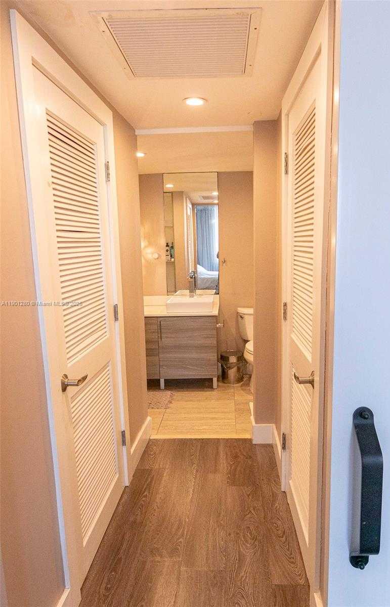 Small Image of 401 69TH ST #212, Miami Beach Number 14