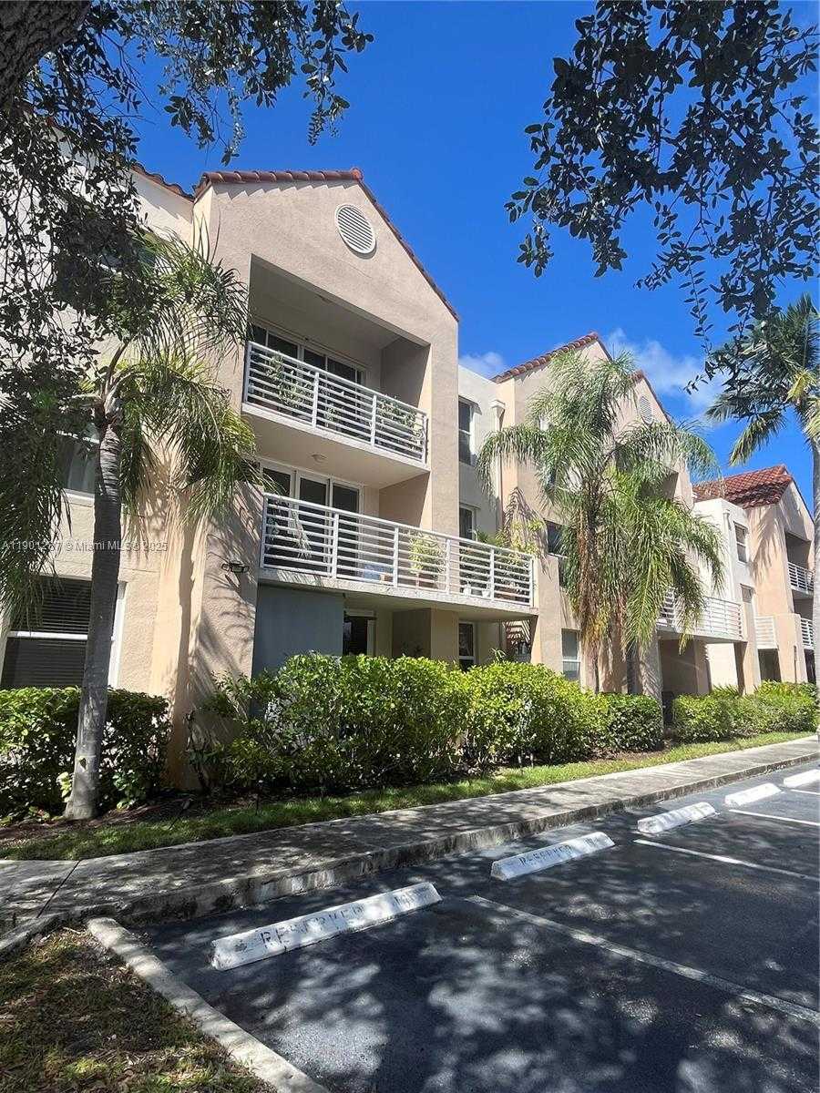 Small Image of 2731 OCEAN CLUB BLVD #301, Hollywood Number 3