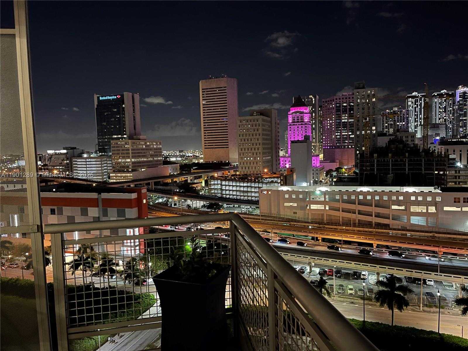 Small Image of 350 SOUTH MIAMI AVE #1511, Miami Number 10