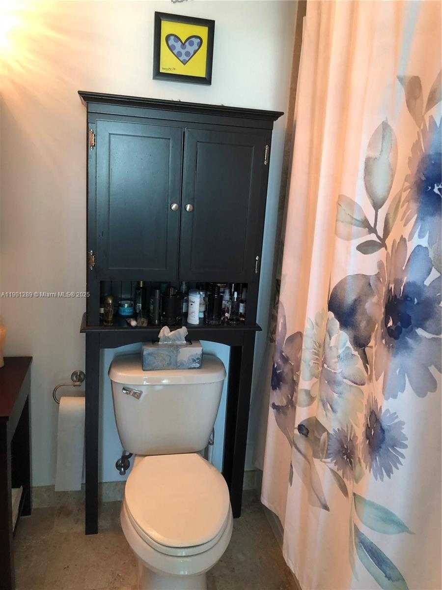 Small Image of 350 SOUTH MIAMI AVE #1511, Miami Number 4