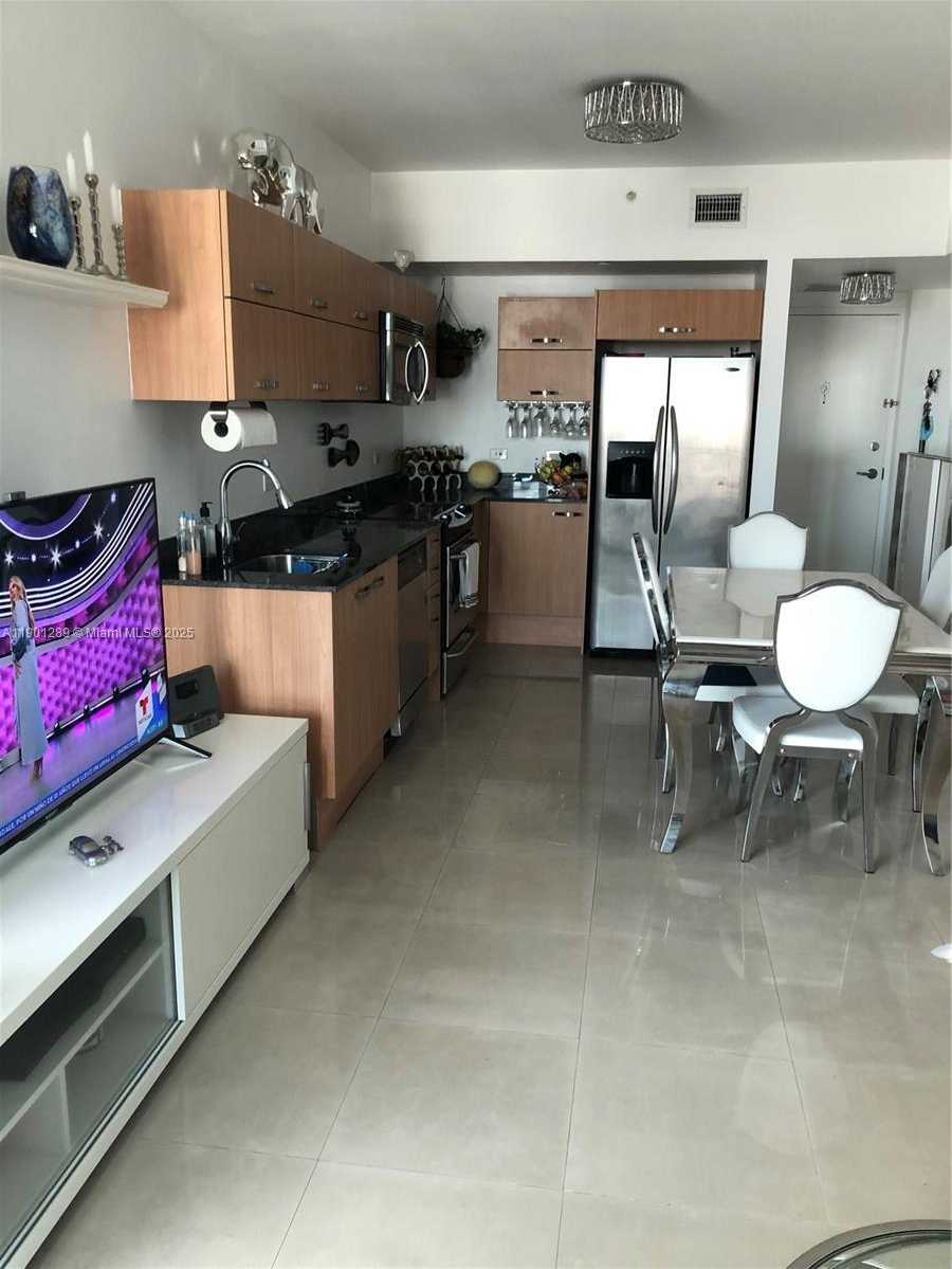 Small Image of 350 SOUTH MIAMI AVE #1511, Miami Number 8