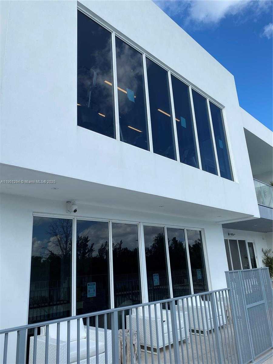 Small Image of 7227 NORTH WEST 103RD PATH, Doral Number 18
