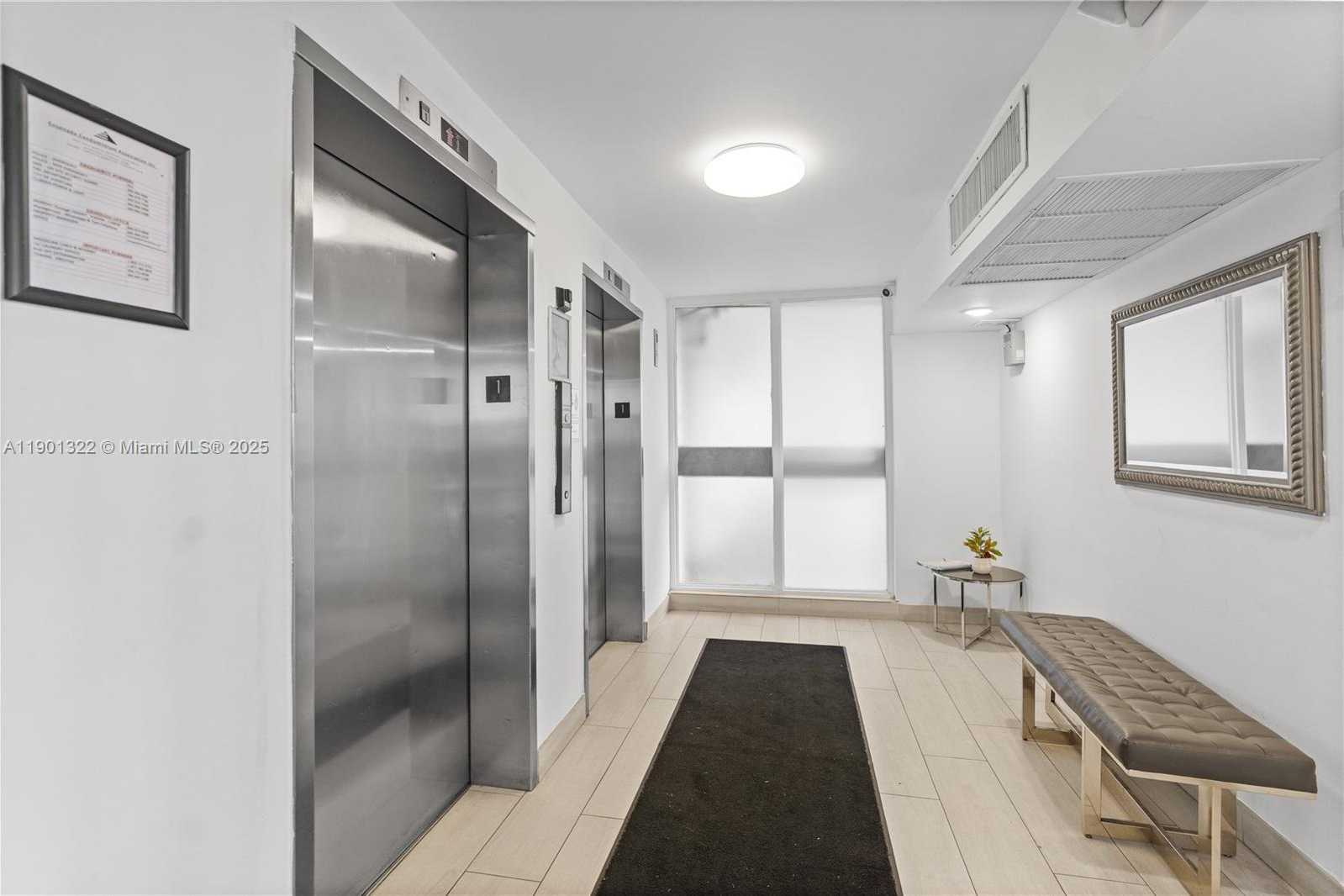 Small Image of 3475 NORTH COUNTRY CLUB DR #814, Aventura Number 24