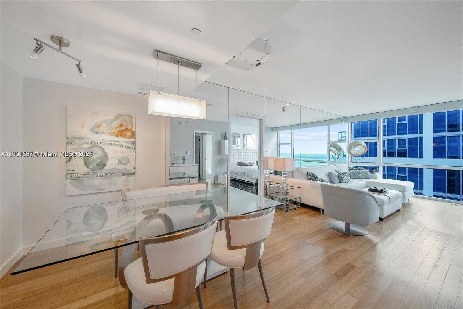 Small Image of 6801 COLLINS AVE #1209, Miami Beach Number 3