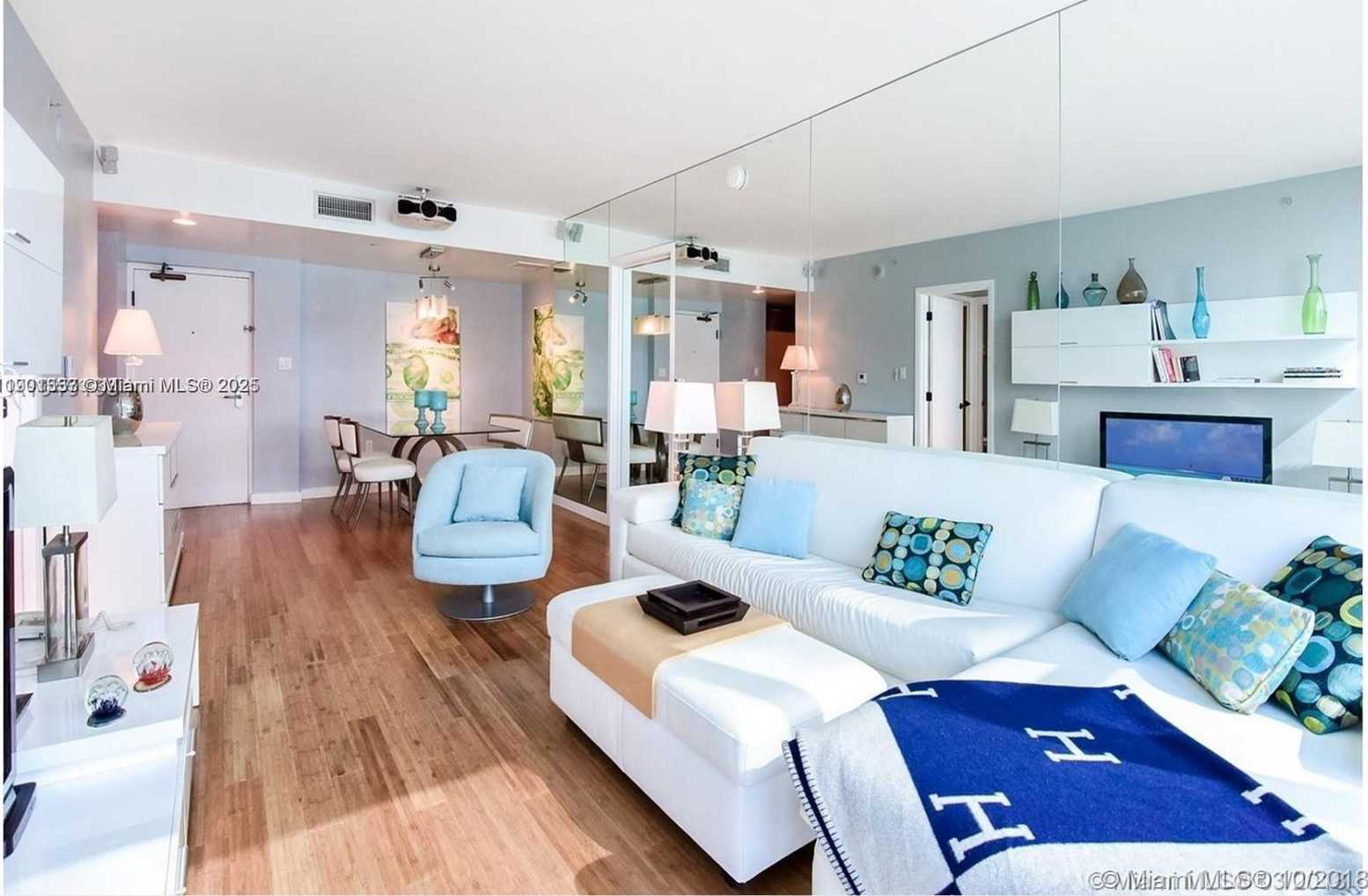 Small Image of 6801 COLLINS AVE #1209, Miami Beach Number 4