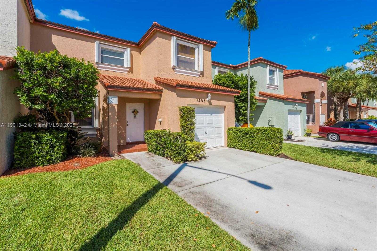 Small Image of 15113 NORTH WEST 8TH ST, Pembroke Pines Number 49