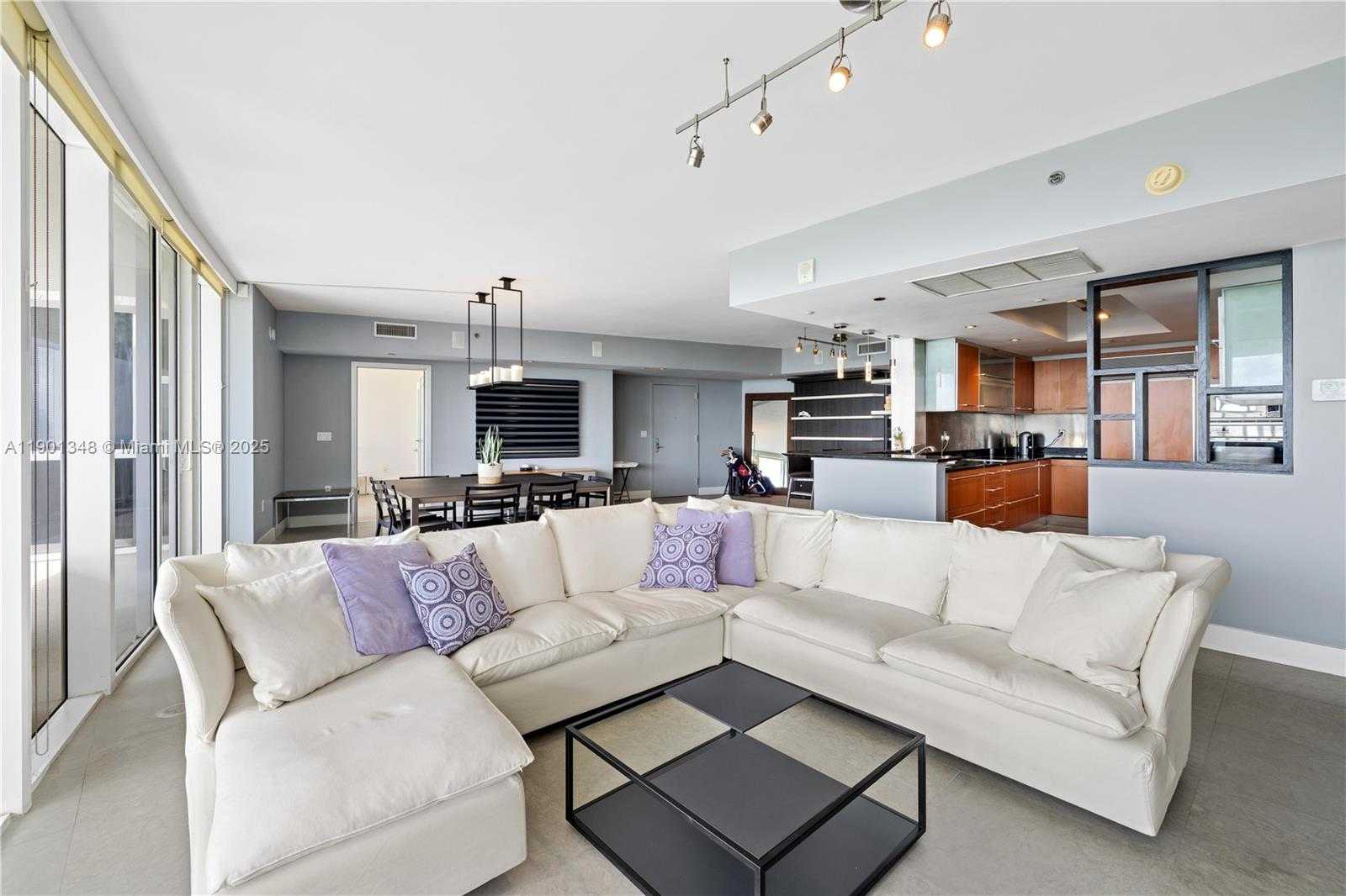 Small Image of 400 ALTON RD #3006, Miami Beach Number 7