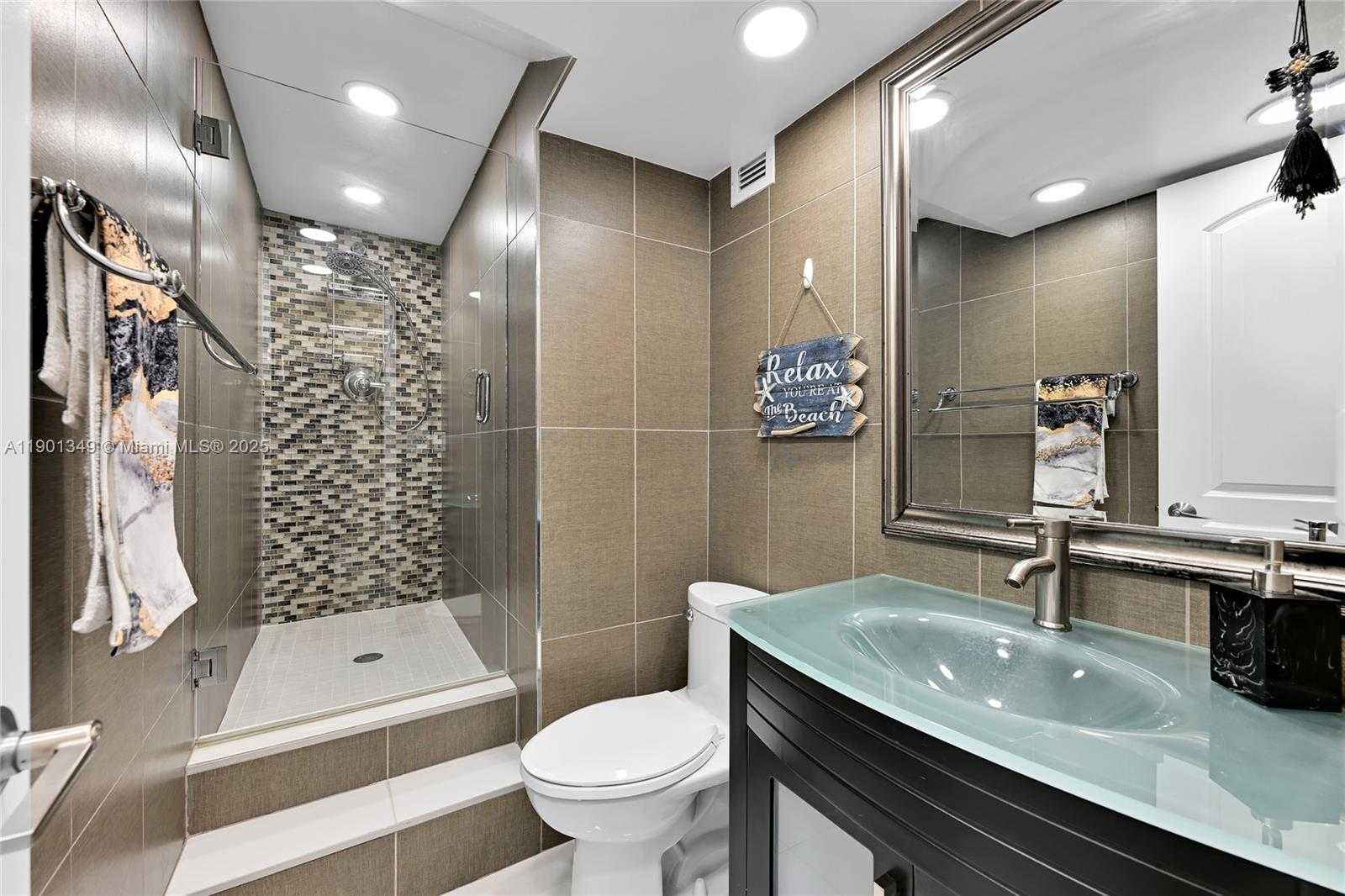 Imagen de Pequeño Objeto