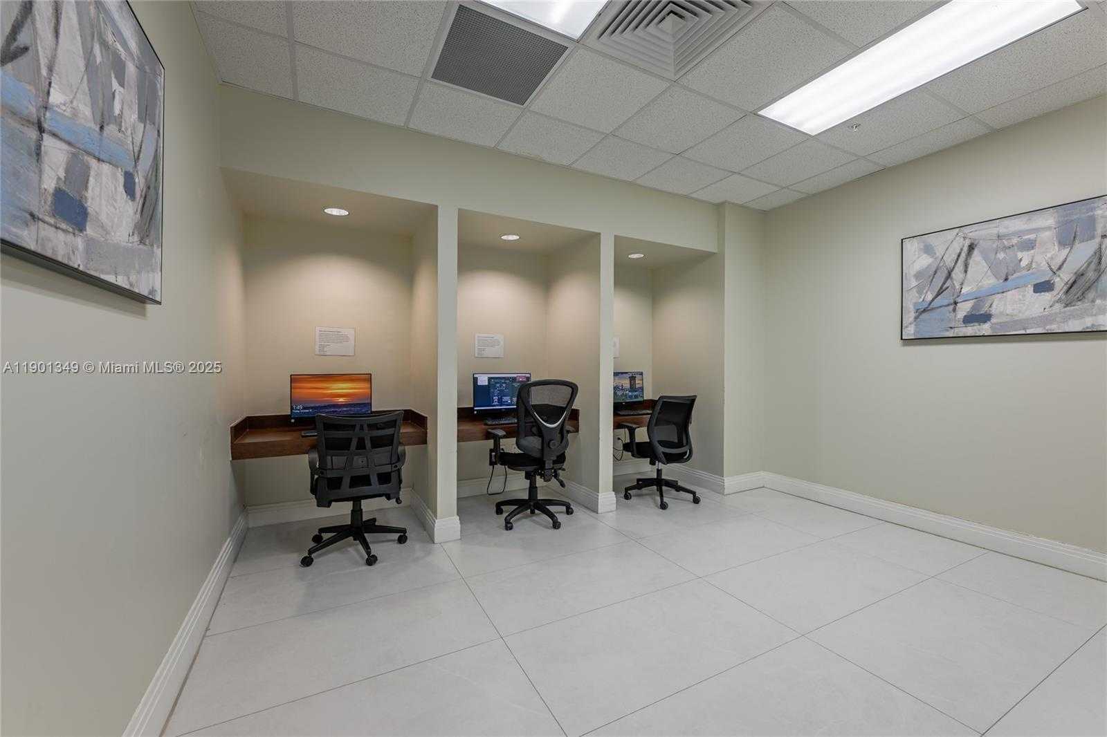 Imagen de Pequeño Objeto