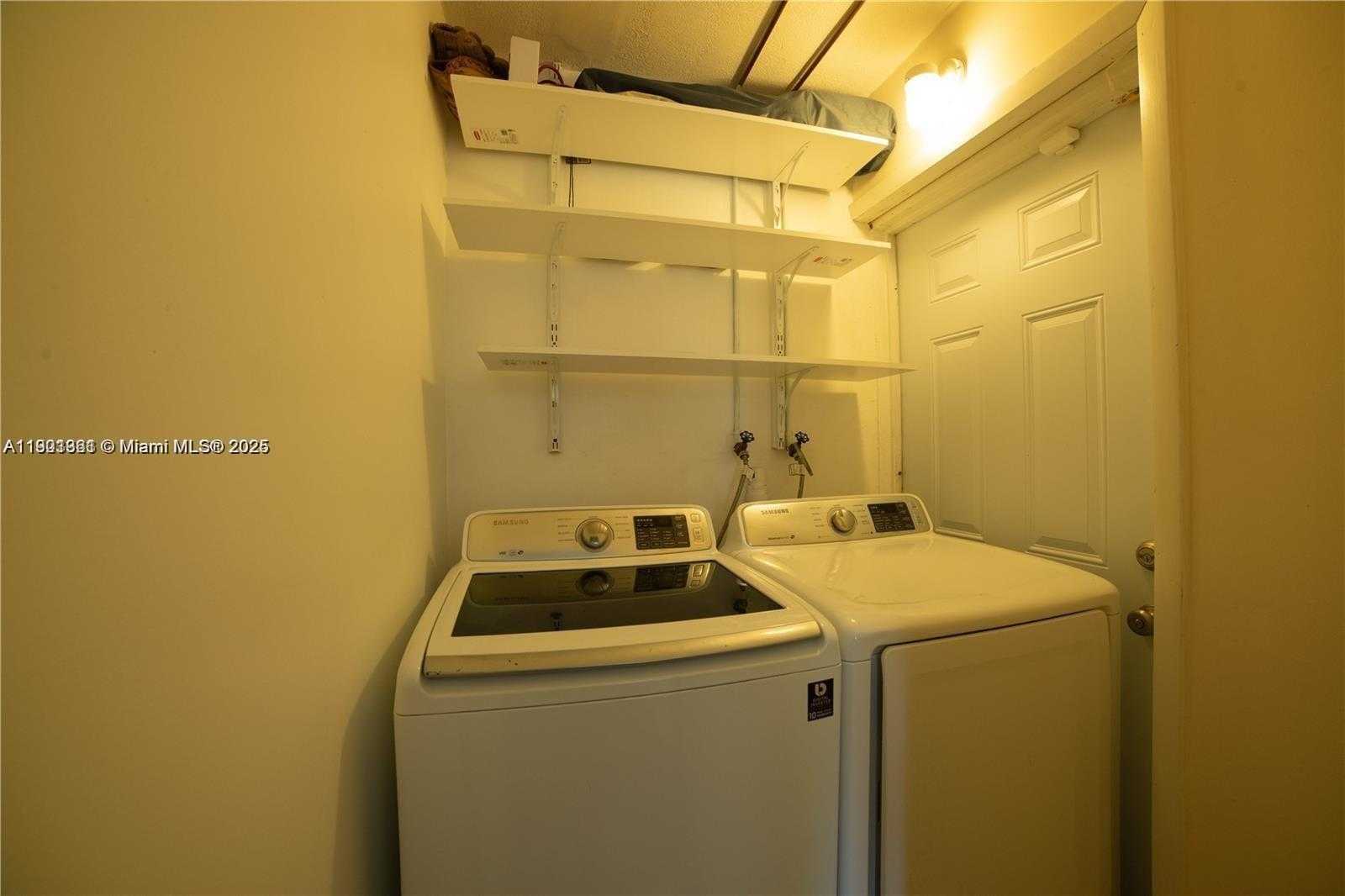 Imagen de Pequeño Objeto