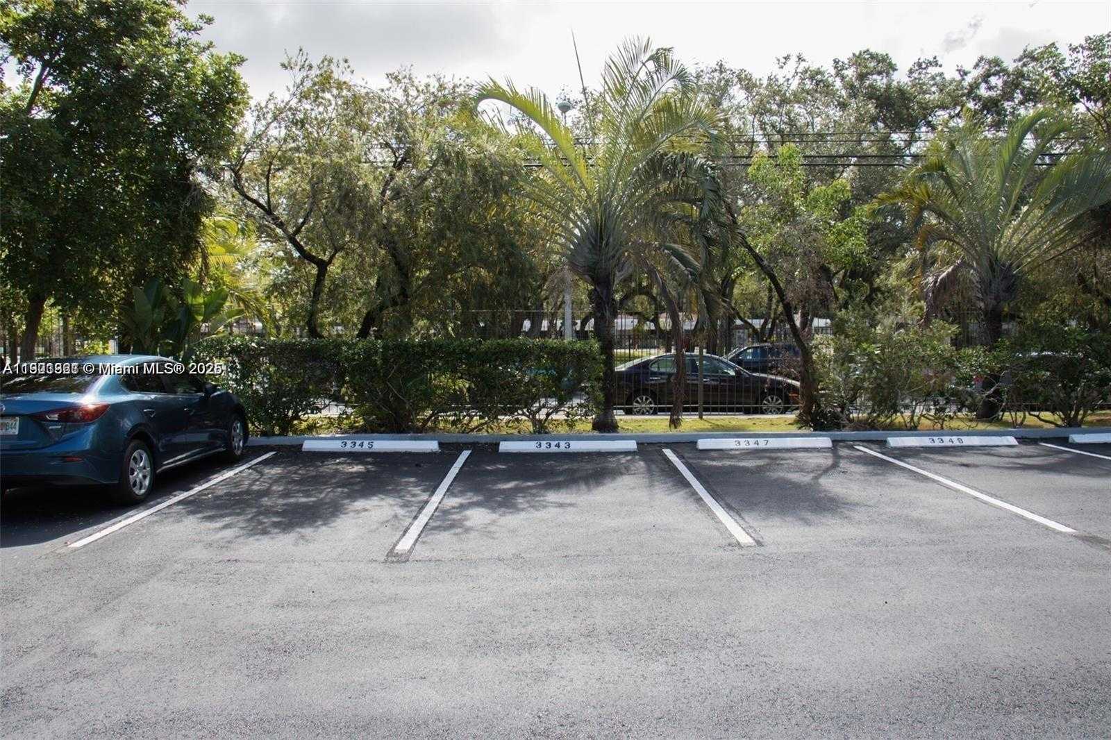 Imagen de Pequeño Objeto