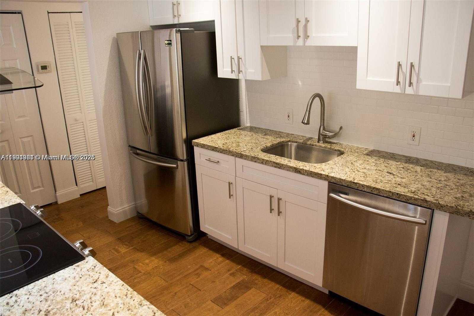 Imagen de Pequeño Objeto