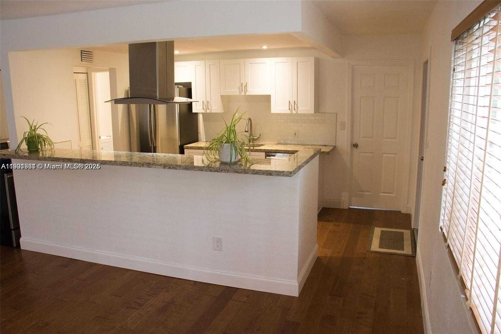 Imagen de Pequeño Objeto