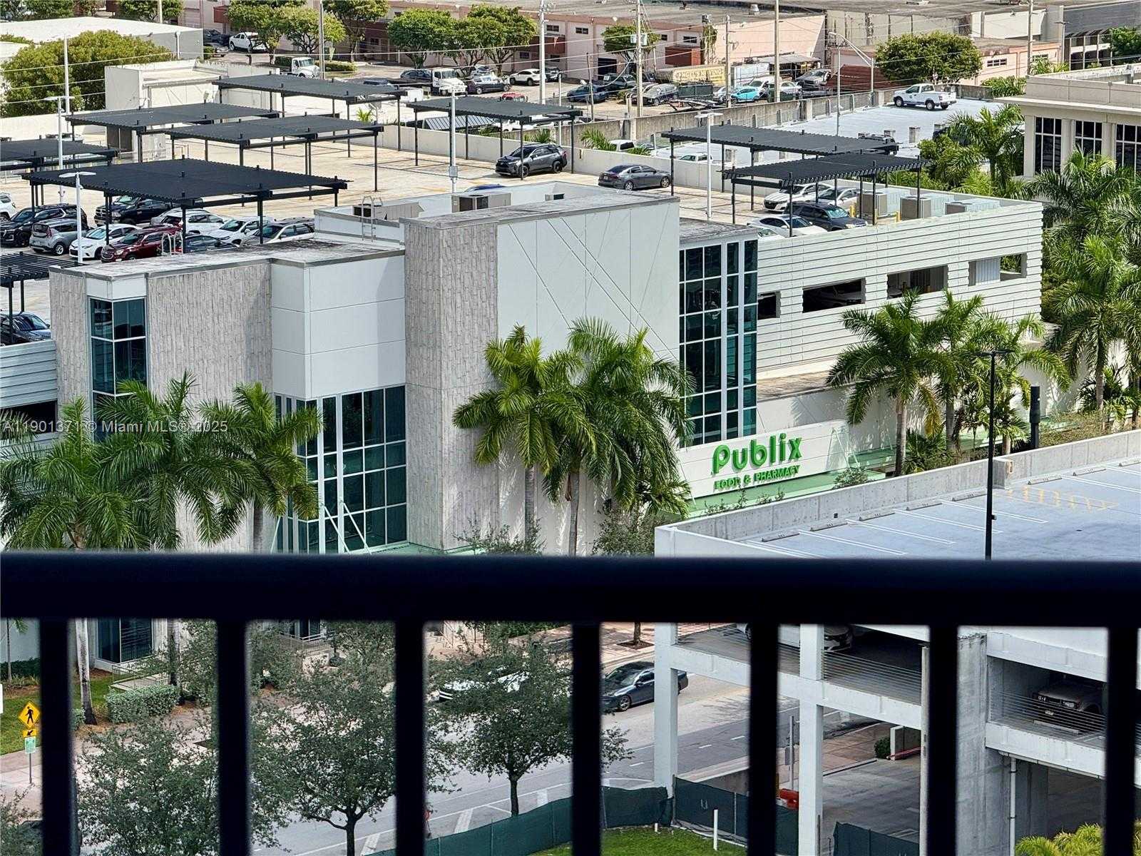 Small Image of 5300 PASEO BLVD #1205, Doral Number 16