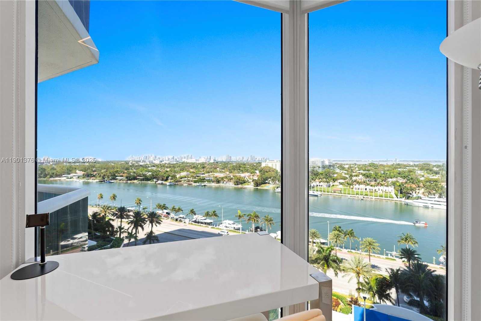 Small Image of 4779 COLLINS AVE #1205, Miami Beach Number 19