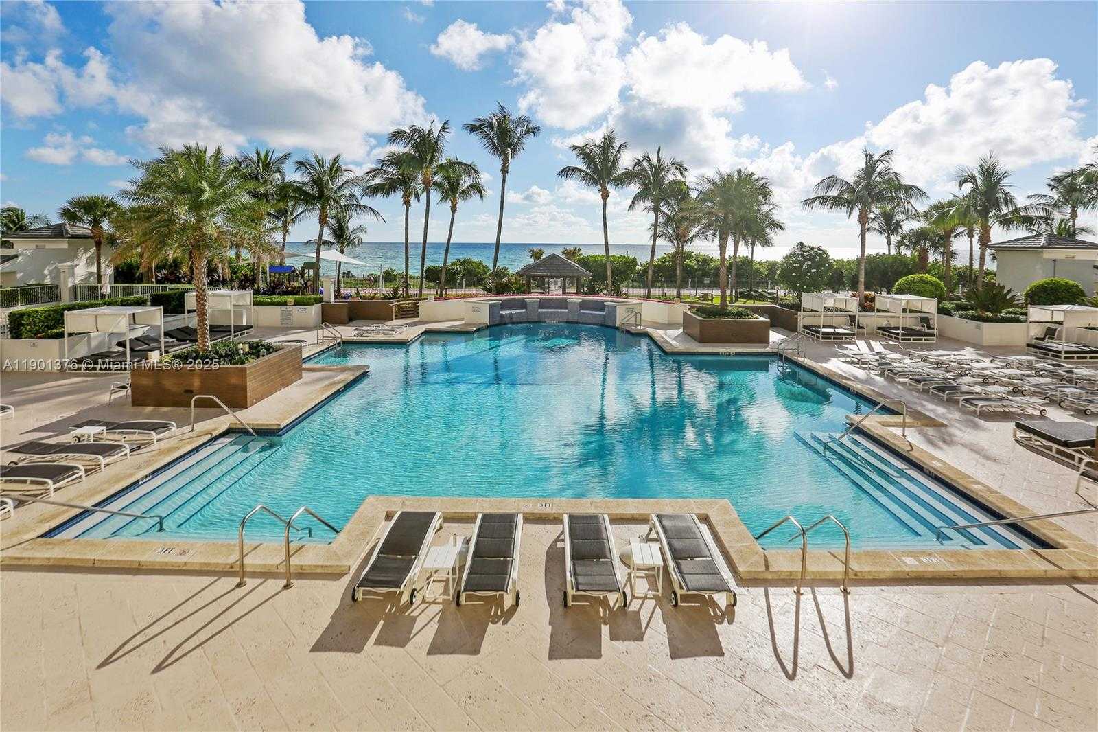Small Image of 4779 COLLINS AVE #1205, Miami Beach Number 57