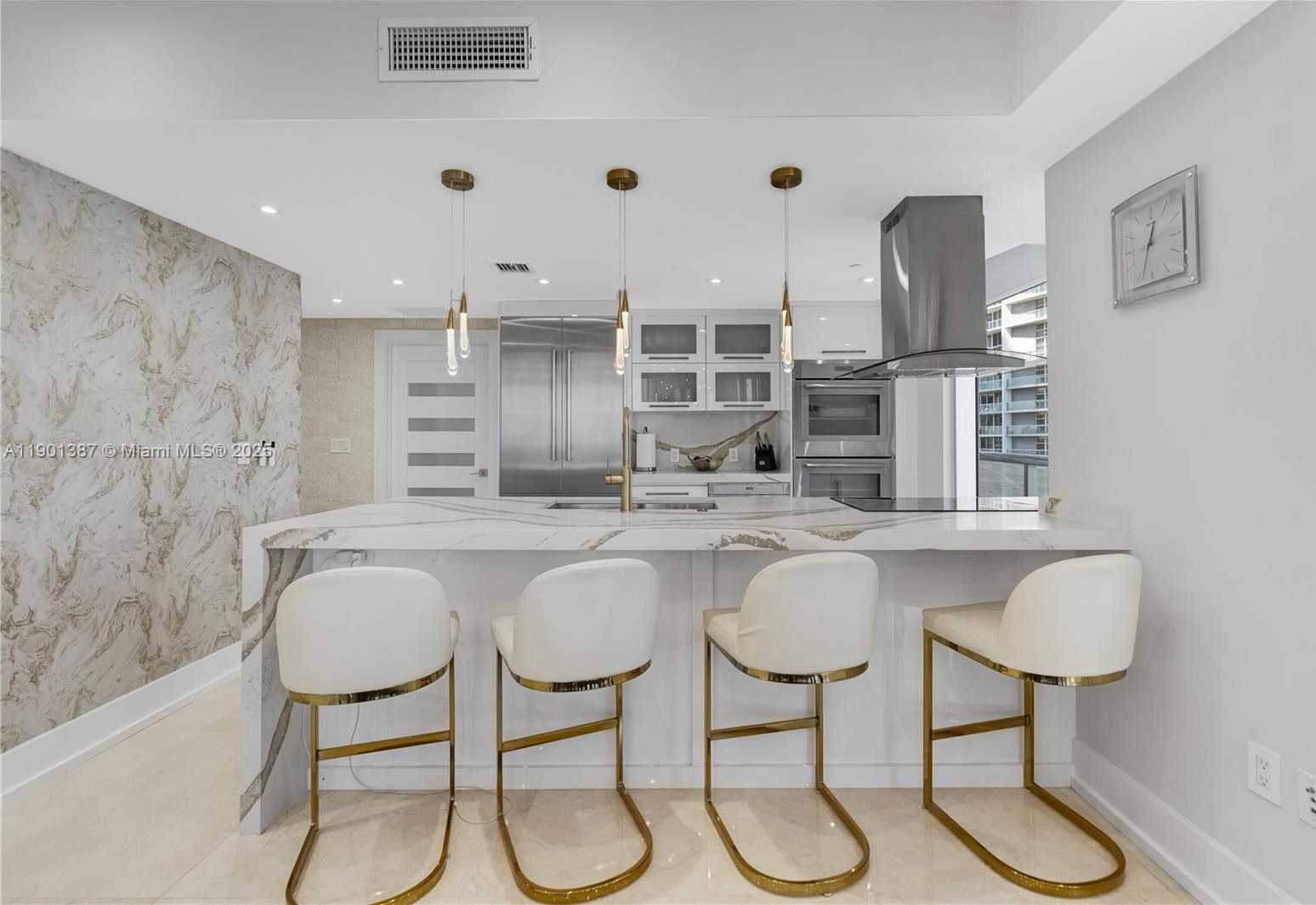 Small Image of 495 BRICKELL AVE #3802, Miami Number 11